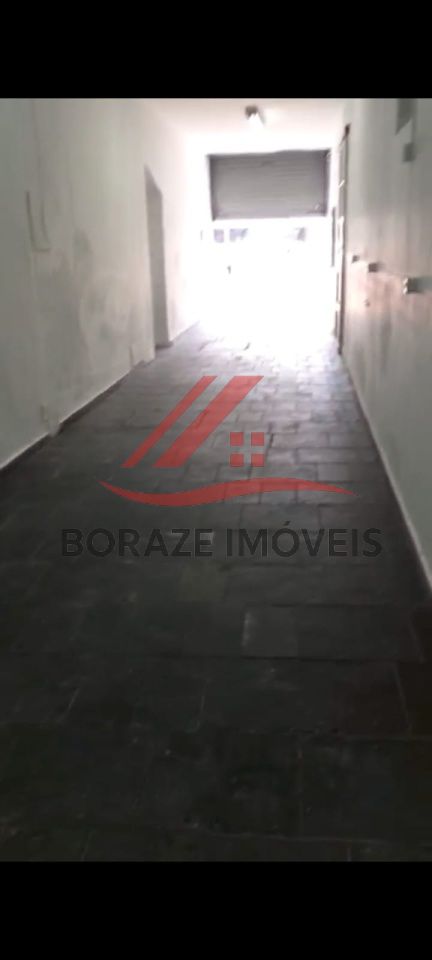 Salão comercial para alugar no Centro em Santo André, com 1 banheiro, 40m² de área útil.