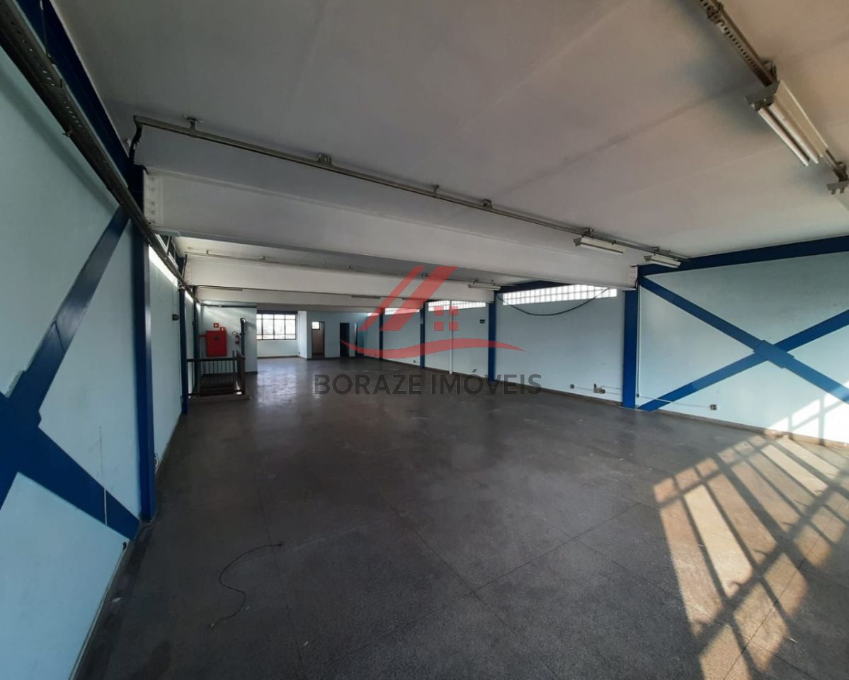 Salão comercial para alugar no Bairro Silveira em Santo André