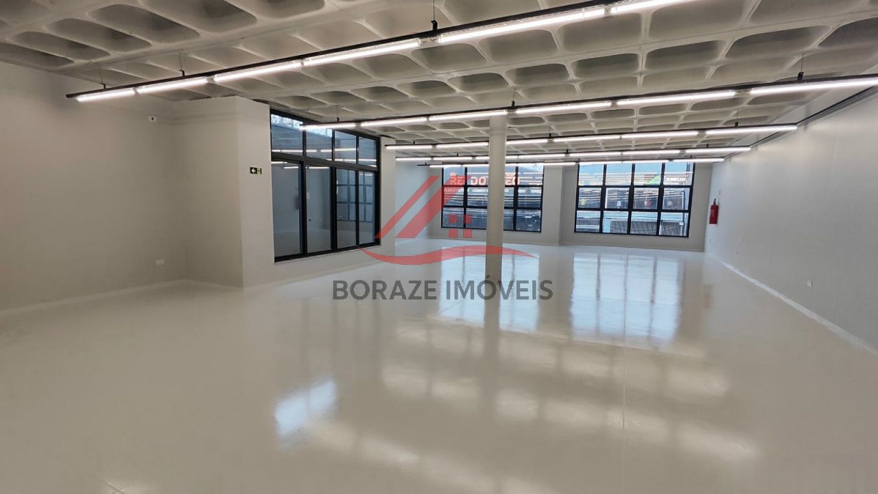 Prédio comercial para alugar na Matriz em Mauá.