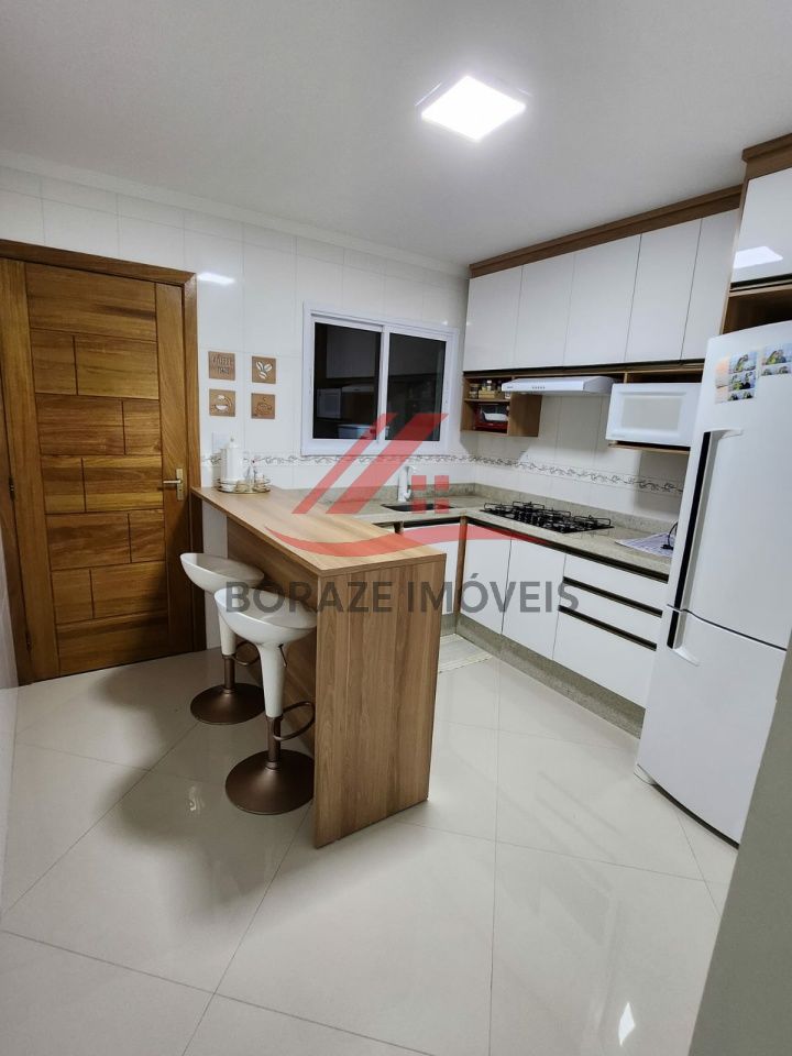 Sobrado com 2 quartos, sendo 1 suíte com closet  para venda no Campestre em Santo André