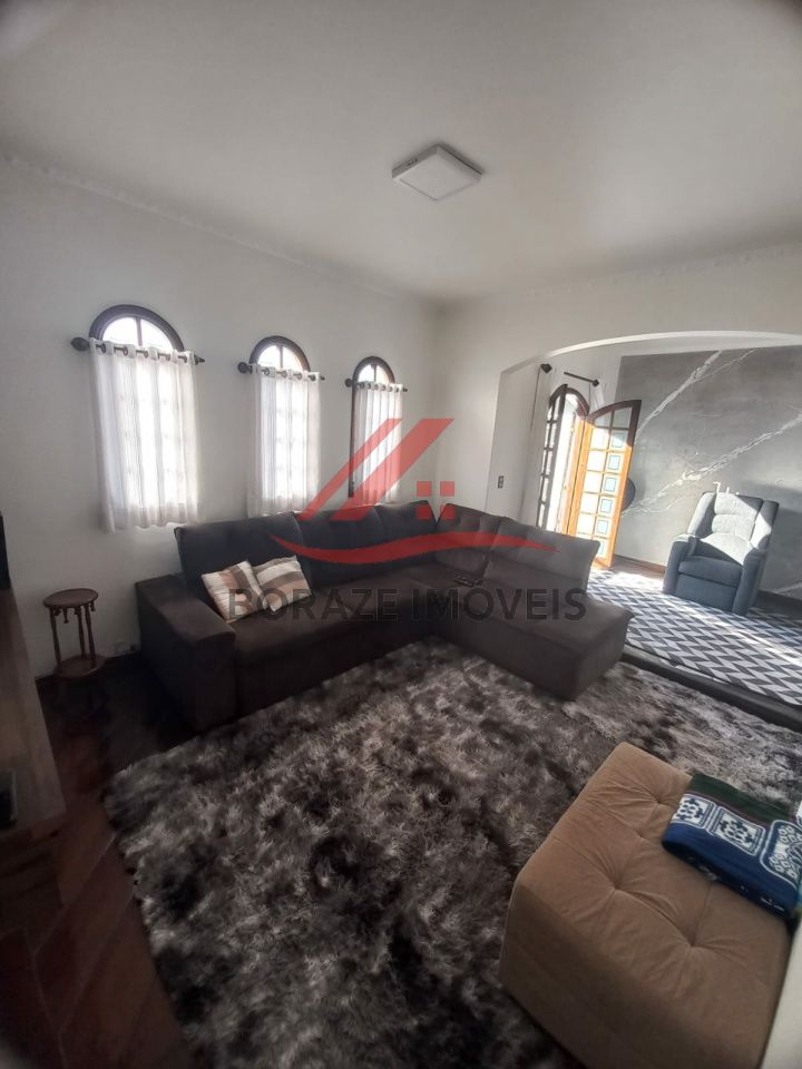 Casa com salão comercial para venda no Jardim Utinga em Santo André