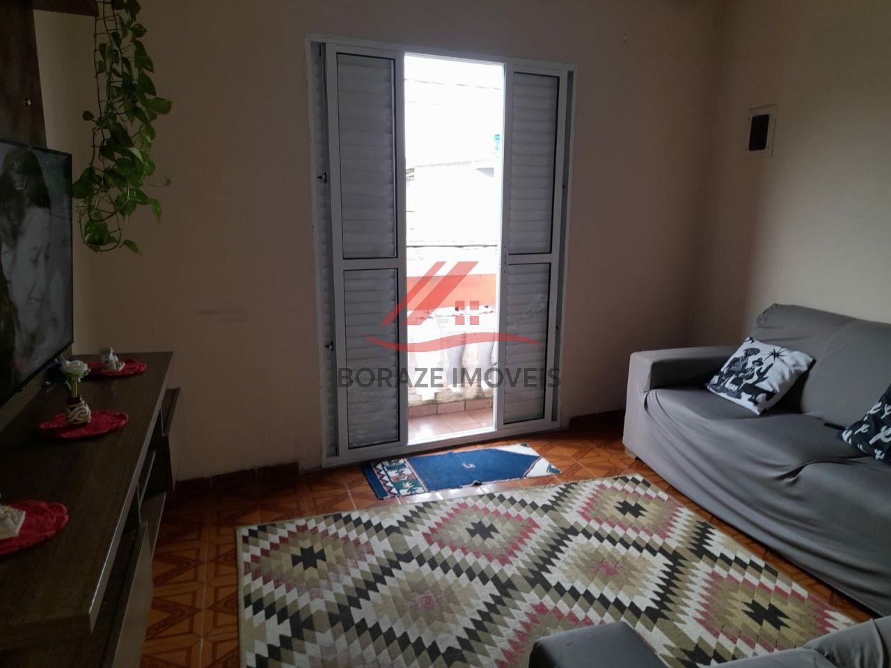 Casa com 3 quartos, sendo 1 suíte para venda no Jardim Miranda D'aviz em Mauá