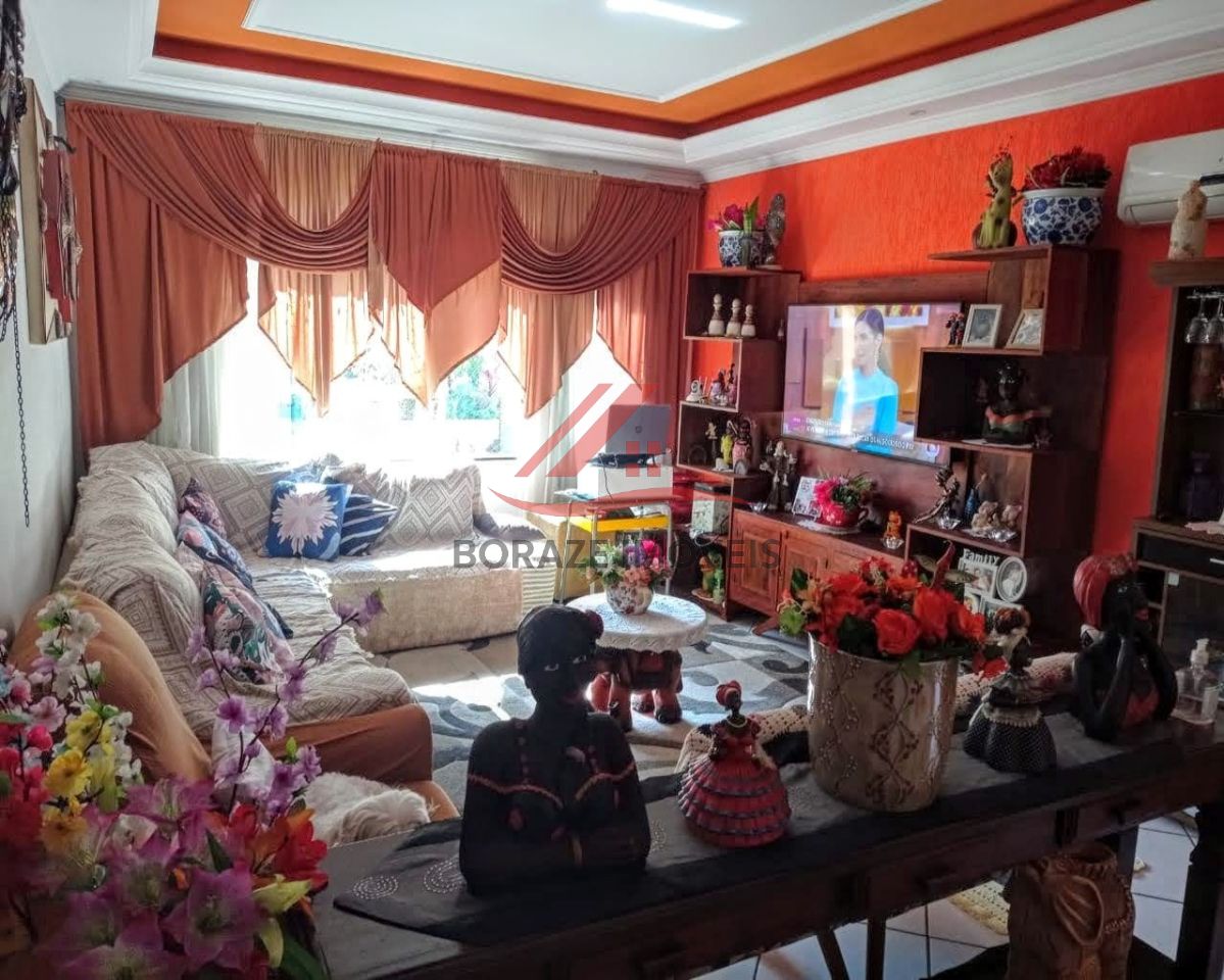 Sobrado com 3 quartos, sendo 1 suíte para venda na Vila Curuçá em Santo André