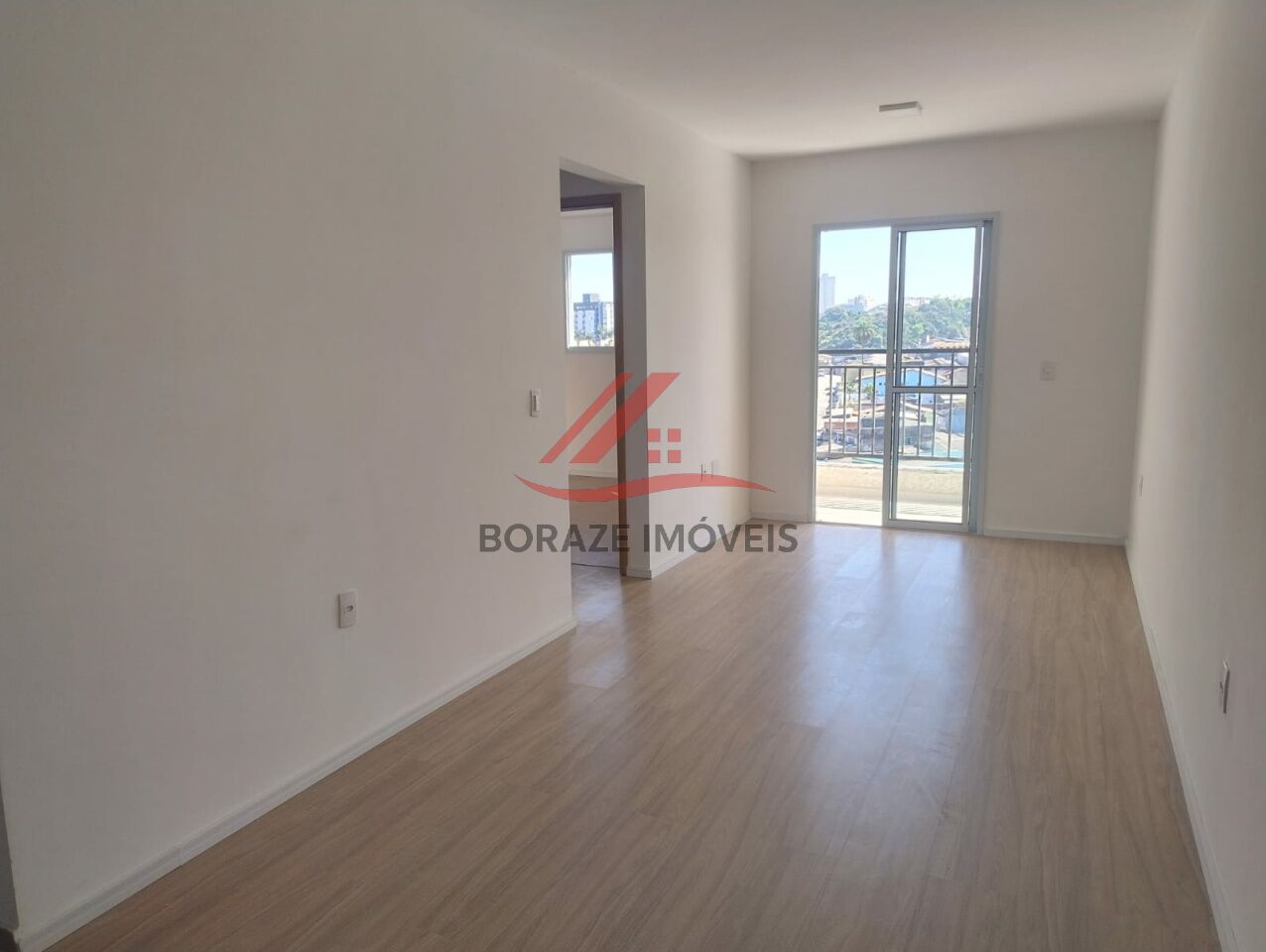 Apartamento com 2 quartos, sendo 1 suíte para alugar no Jardim Anchieta em Mauá