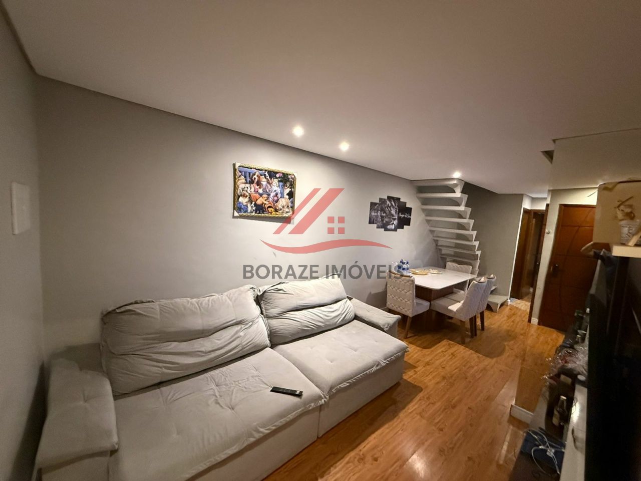 Cobertura com 2 quartos, sendo 1 suíte para alugar na Vila Guarani em Mauá