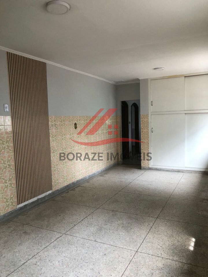 Casa comercial com 2 quartos para alugar na Vila Bocaina em Mauá