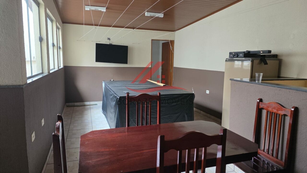 Sobrado com 2 quartos, sendo 1 suíte para venda no Parque São Vicente em Mauá