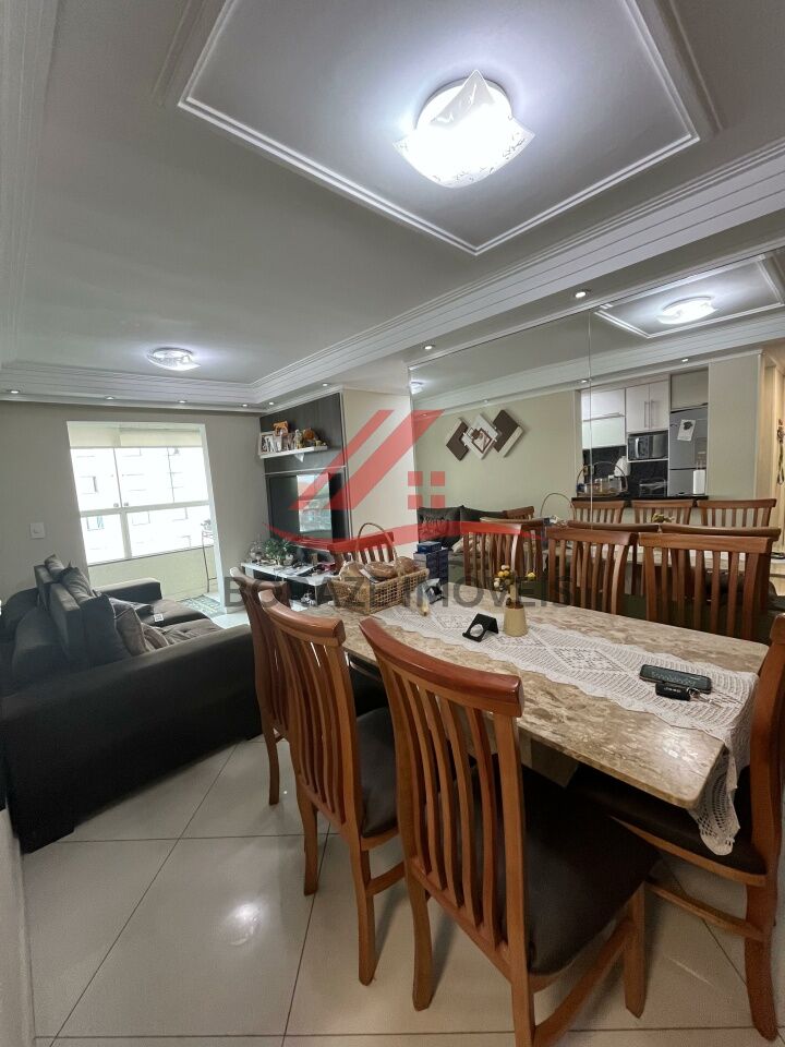 Apartamento com 3 quartos, sendo 1 suíte para venda no Parque São Vicente em Mauá