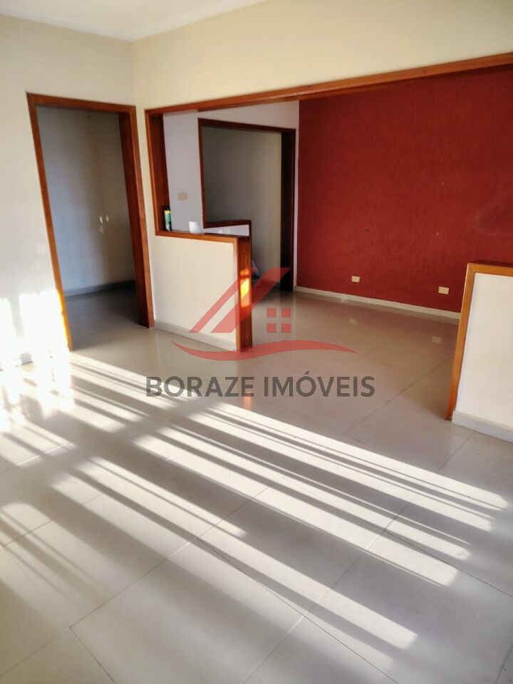 Vende-se casa com 2 quartos Vila Bocaina