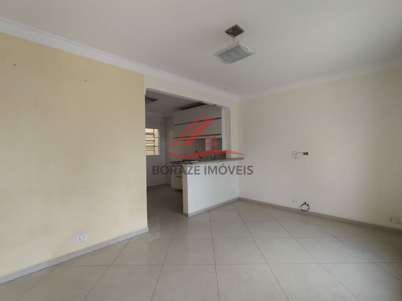 Vende-se casa 2 dormitórios Parque Oratório