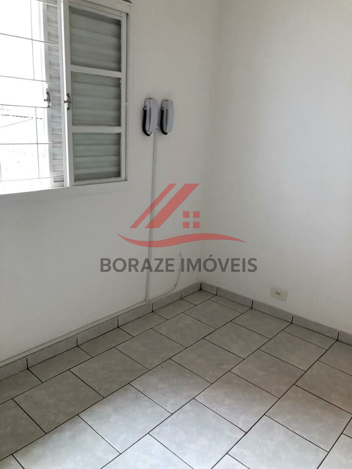 Aluga-se sobrado comercial Santo André