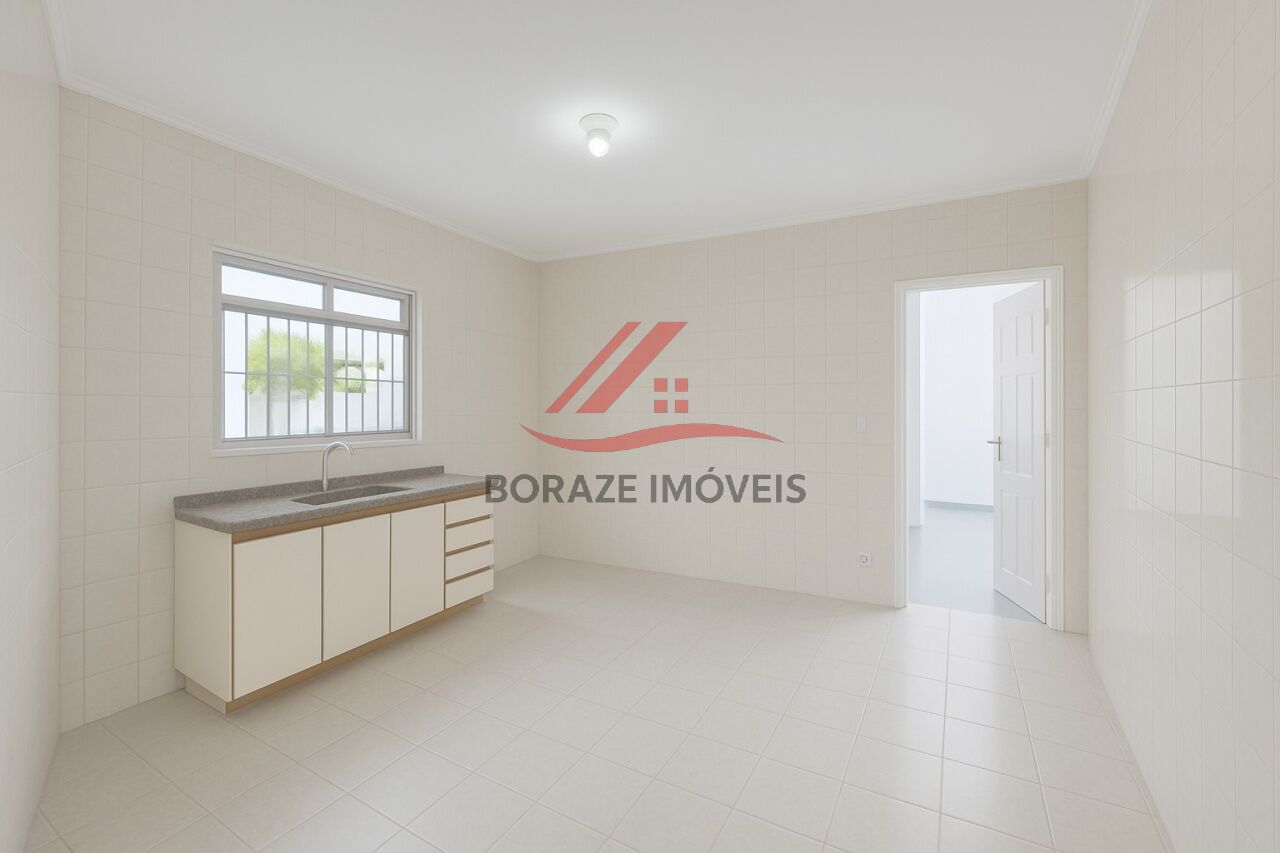 Aluga-se casa no Parque São Vicente