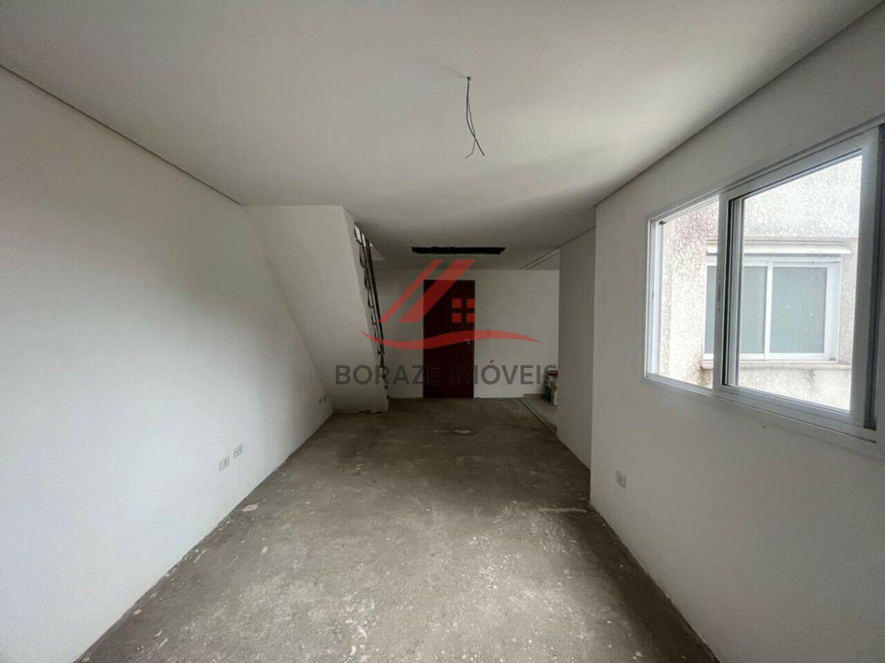 Vende-se cobertura com 2 quartos no Parque São Vicente