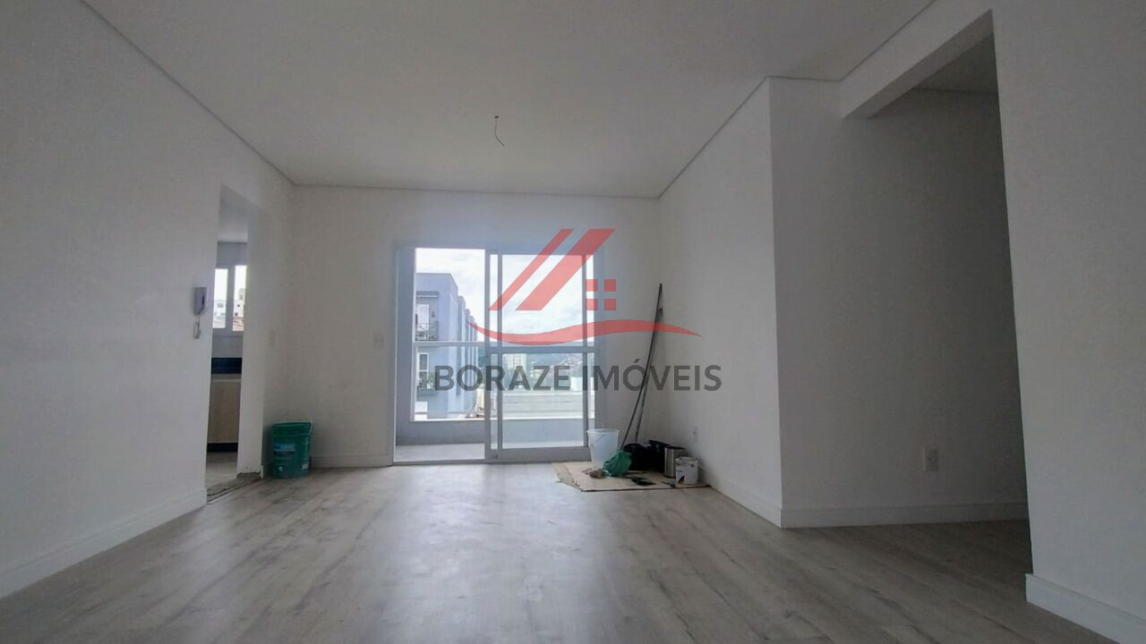 Cobertura para locação com 3 dormitórios, sendo 1 suíte na Vila Guarani em Mauá