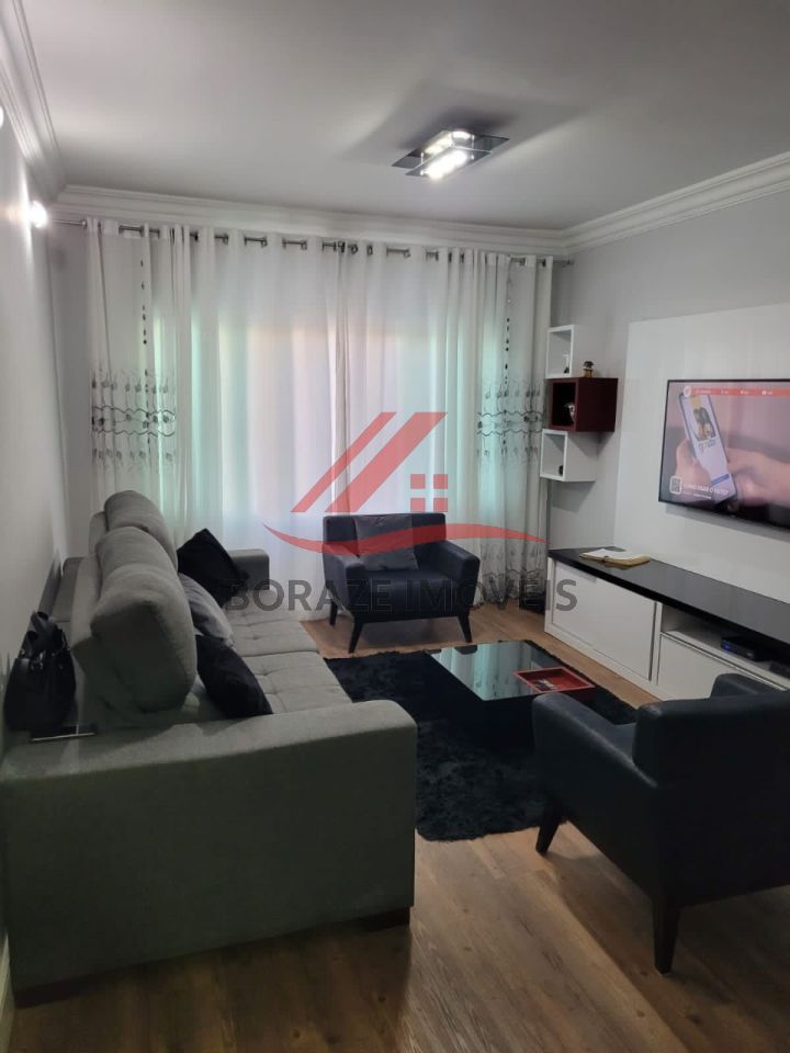 Sobrado com 3 quartos, sendo 1 suíte para venda no Parque Jaçatuba em Santo André