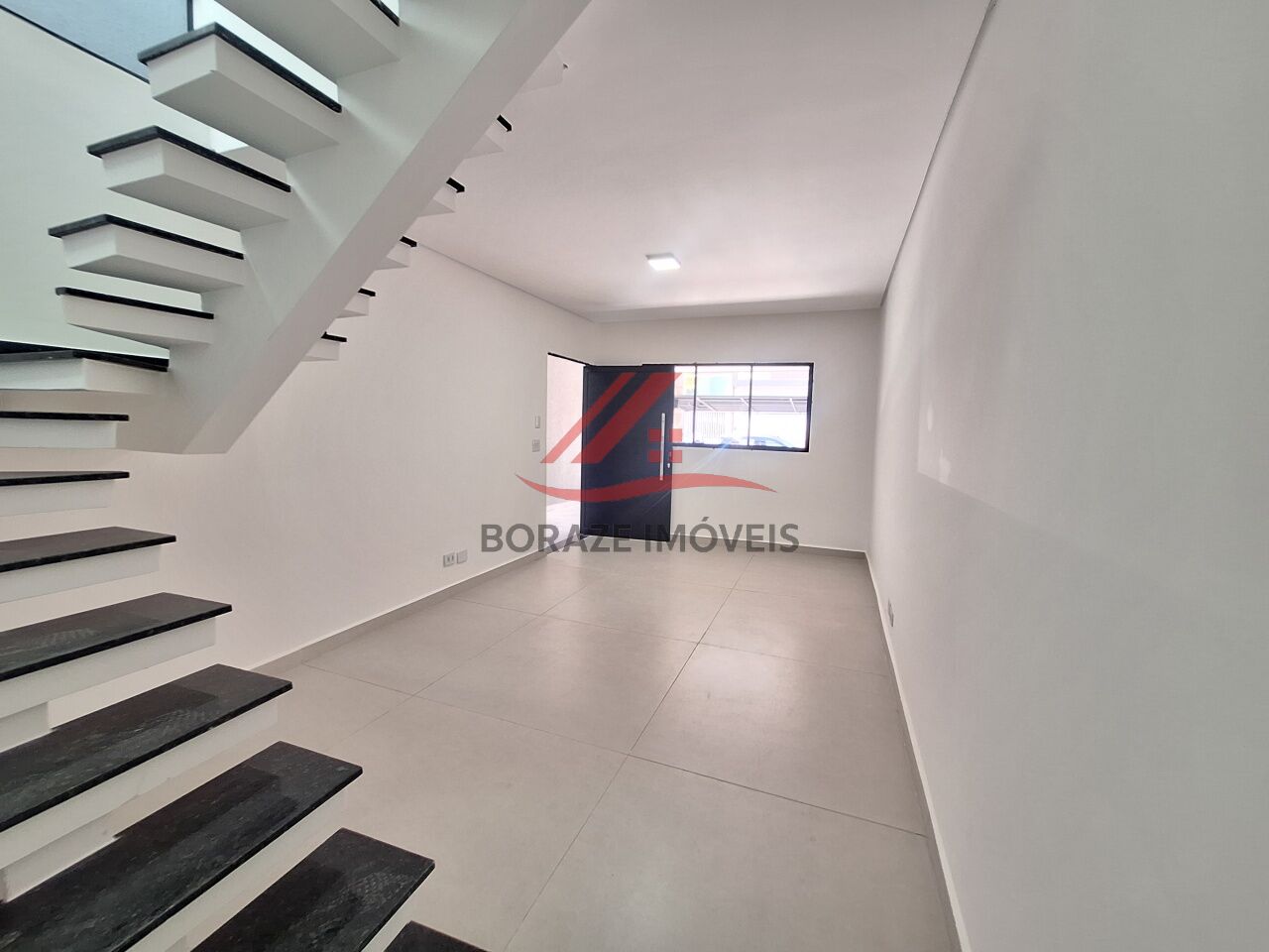 Sobrado a VENDA no  Parque São Vicente - Mauá - SP.