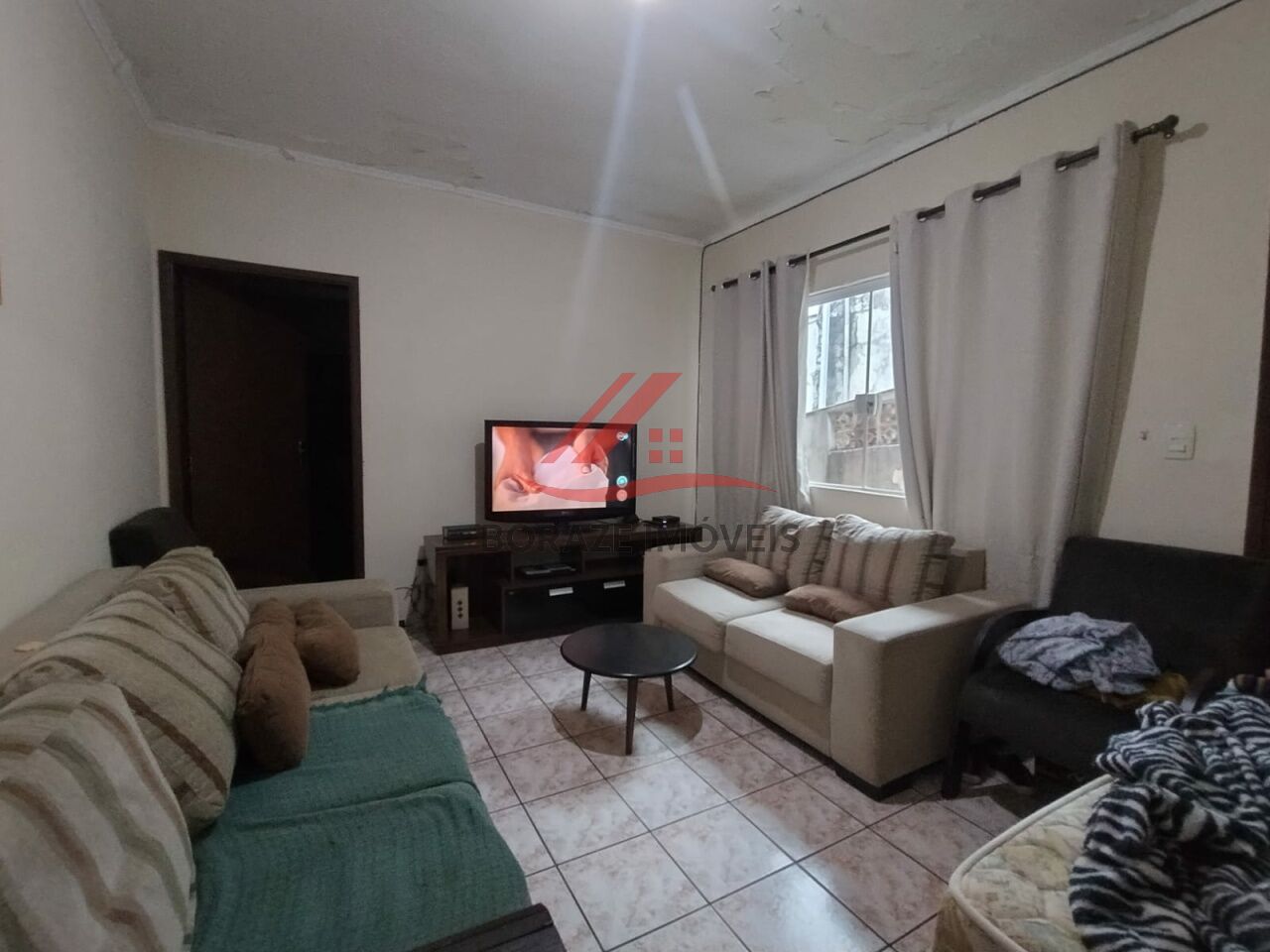 Casa com 135,00m² no bairro Parque São Vicente - Mauá - SP. 