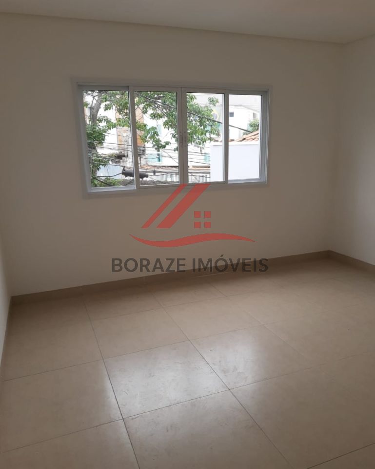 Sobrado com 2 suítes para venda em Utinga em Santo André