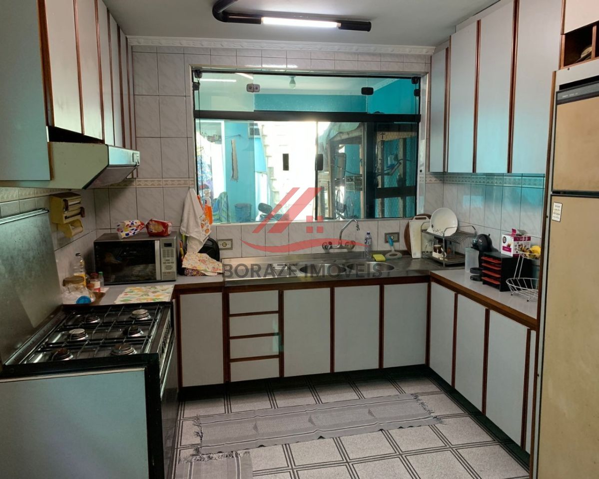 Sobrado com 3 quartos, sendo 1 suíte para venda no Parque Marajoara em Santo André