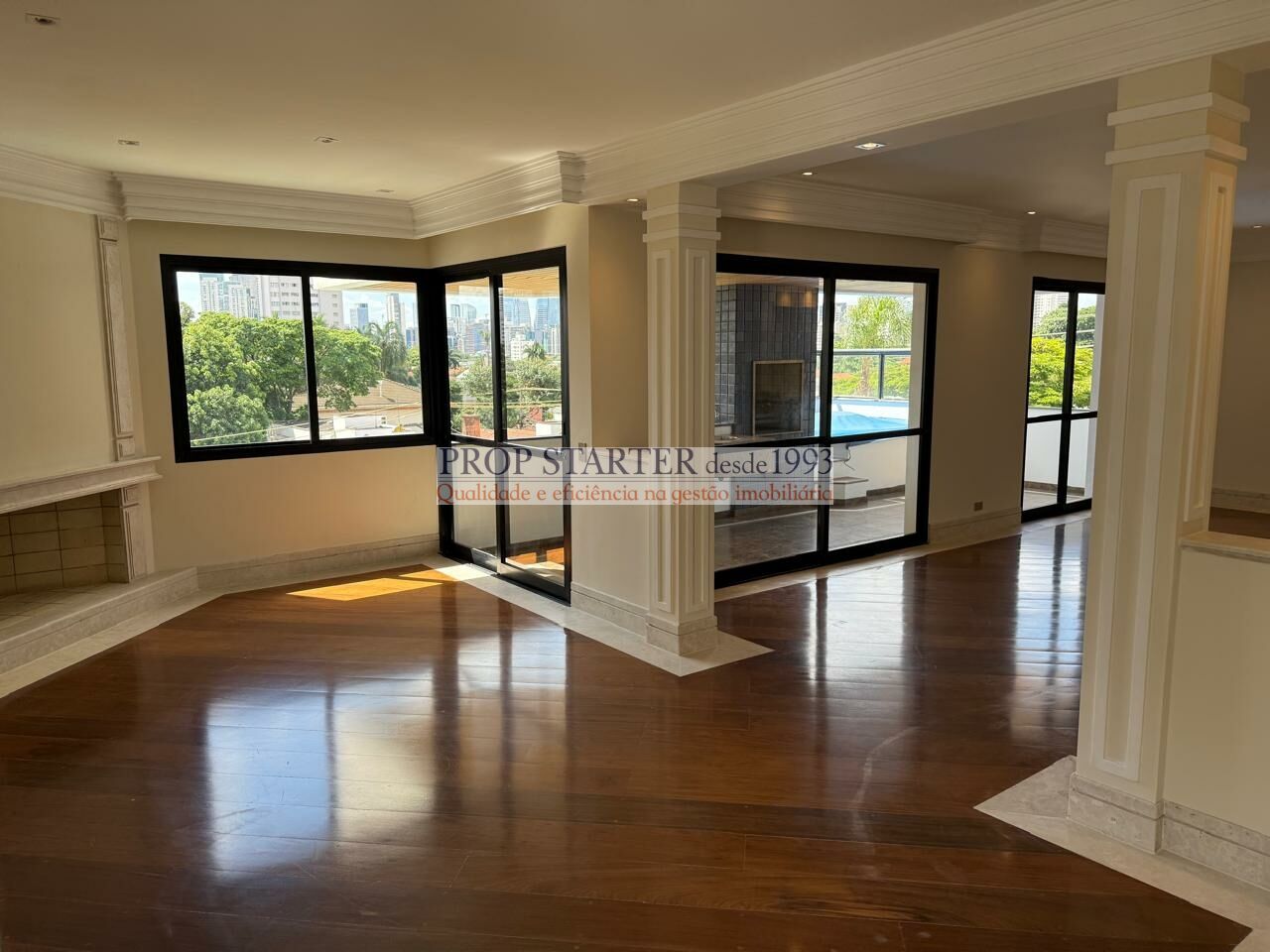 Apartamento para Venda - Cidade Monções