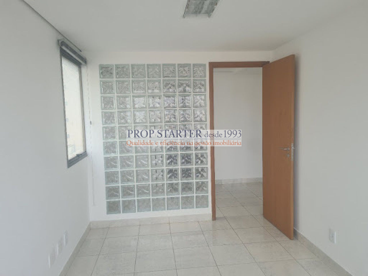 Sala para Locação - Conjunto Residencial Paraíso