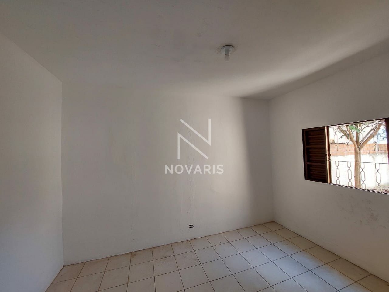 Casa Térrea para Venda - SANTO AMARO