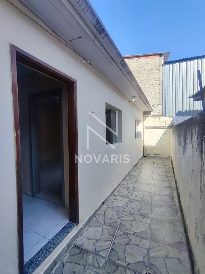 Casa Térrea para Locação - SANTO AMARO