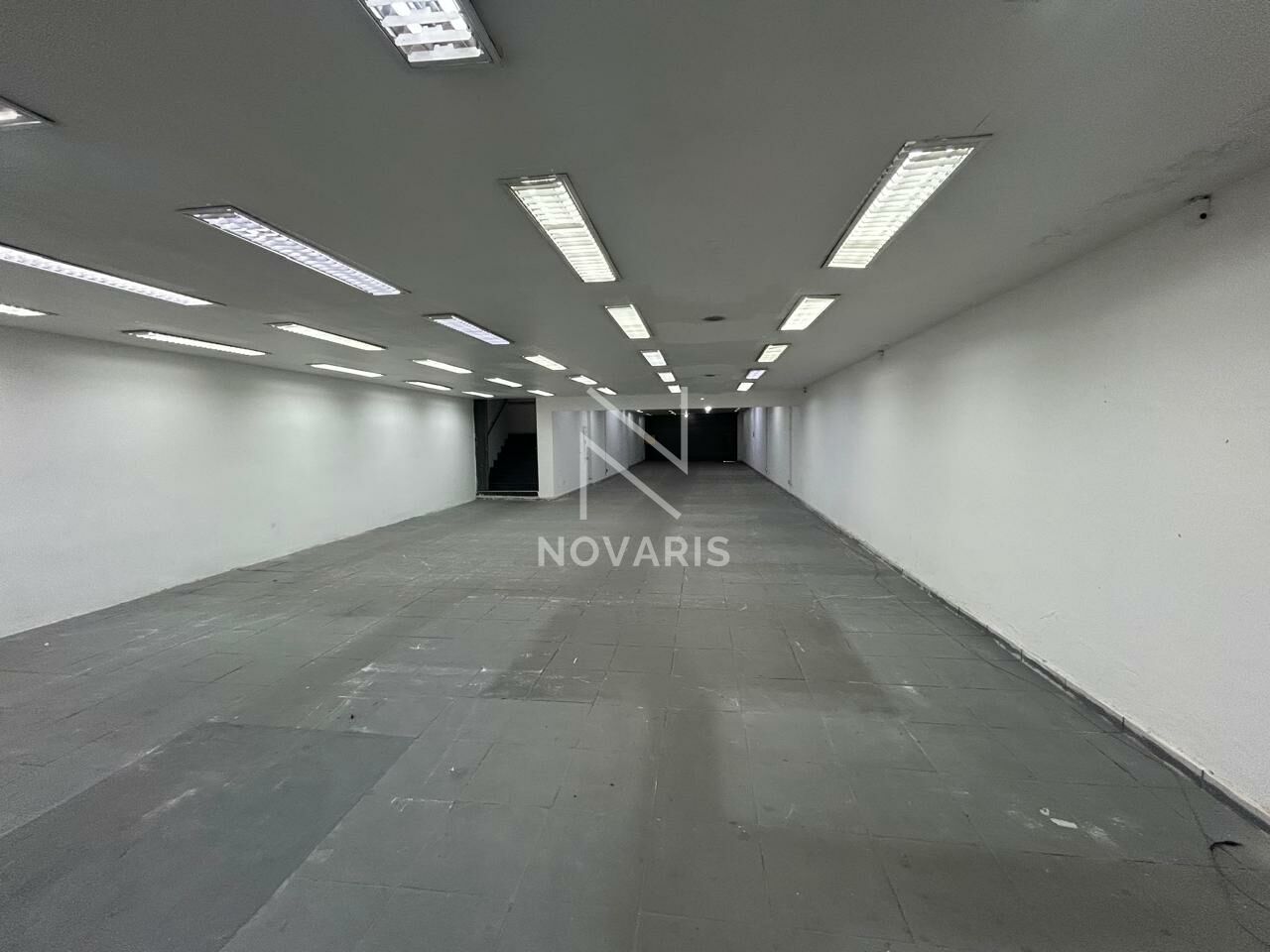 Ponto Comercial para Locação - SANTO AMARO