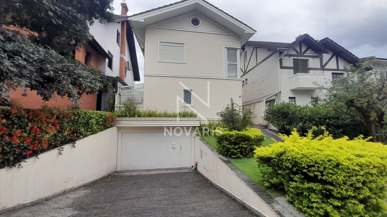 Casa de Condomínio para Locação - JARDIM COLOMBO