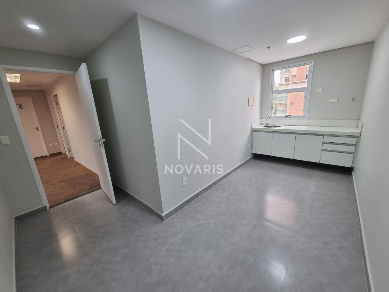 Conjunto Comercial para Locação - BROOKLIN PAULISTA