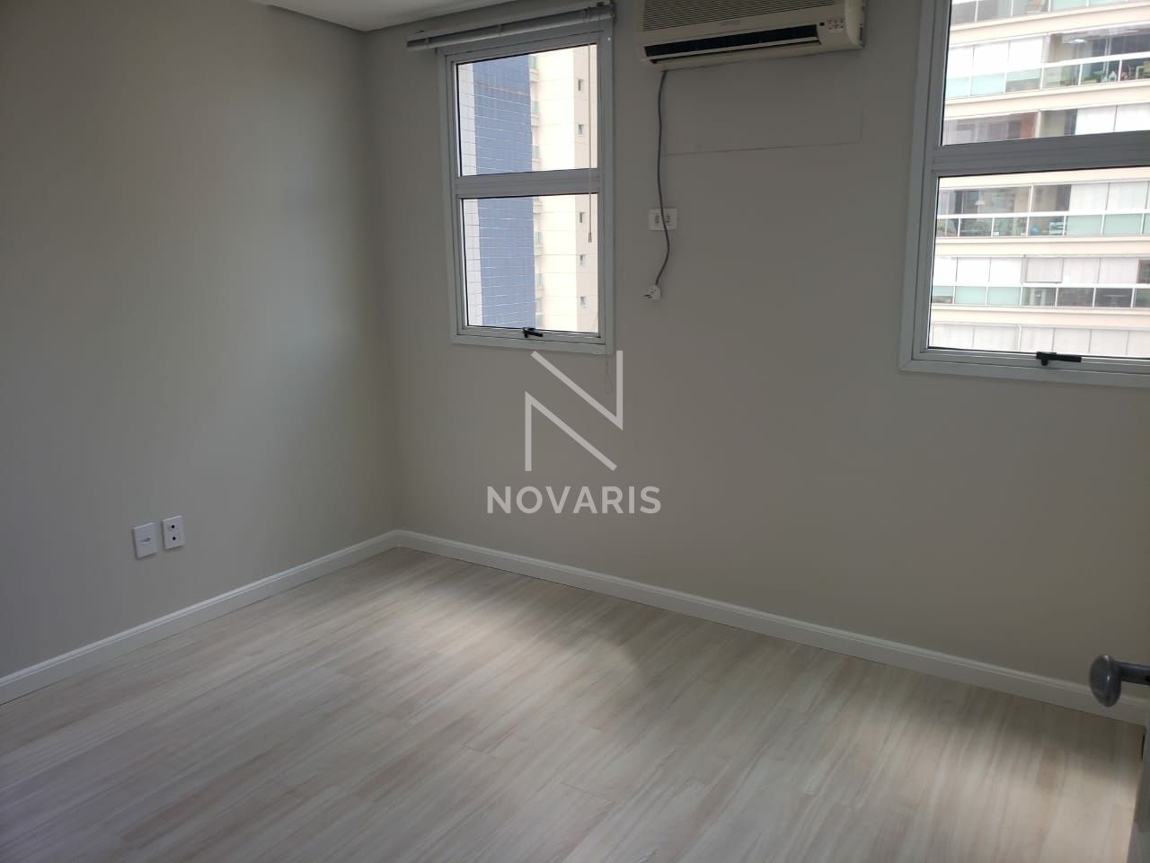 Conjunto Comercial para Locação - BROOKLIN PAULISTA