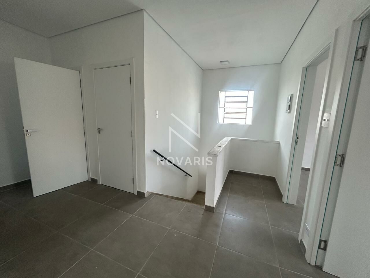 Sobreloja para Locação - VILA EMIR