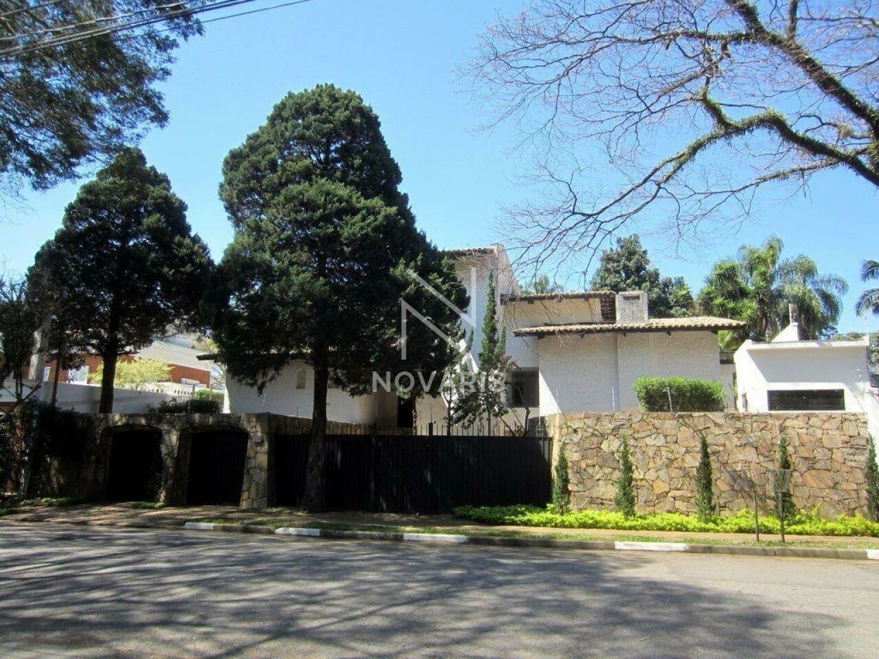 Casa para Locação - JARDIM GUEDALA