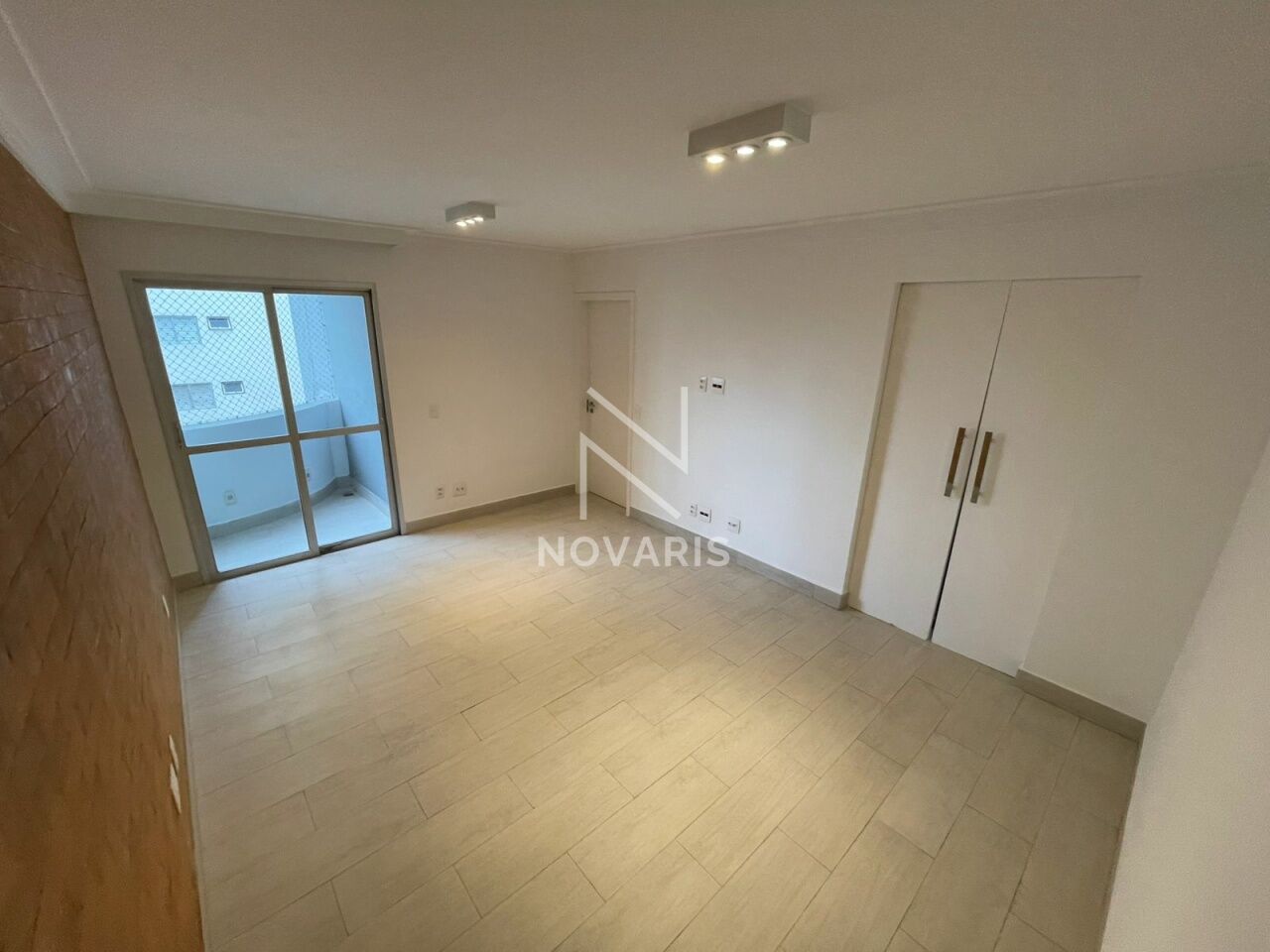 Apartamento para Locação - CAMPO BELO