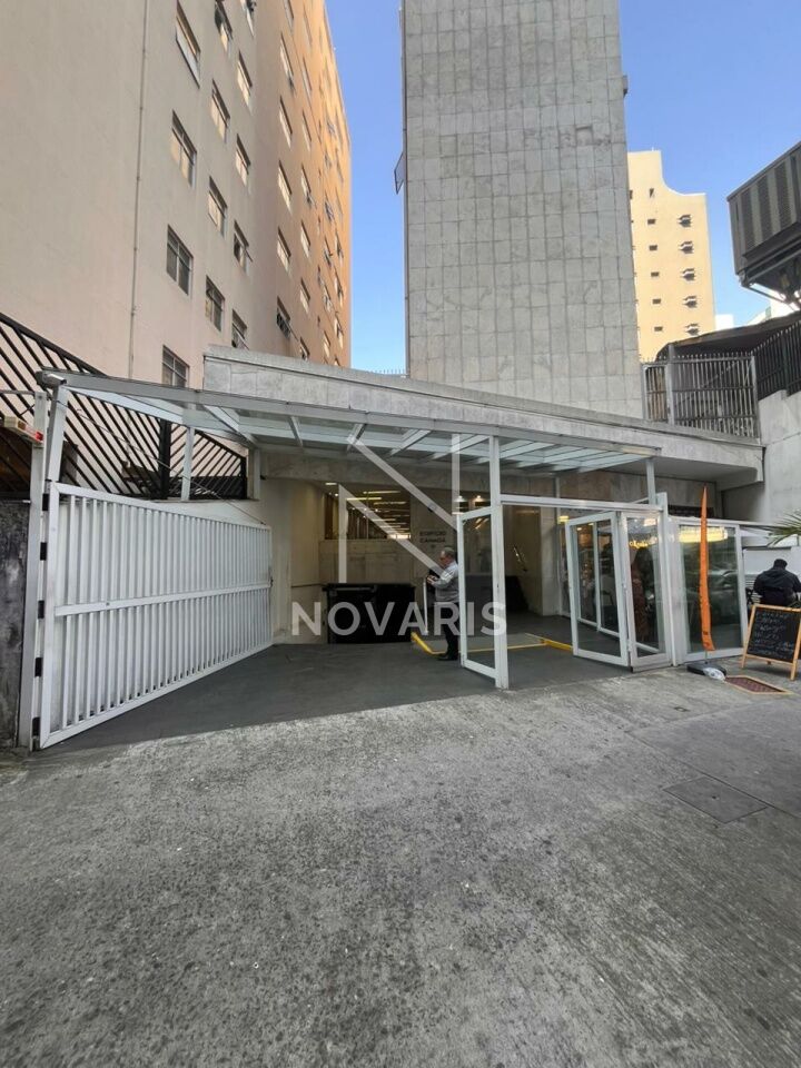 Sala para Venda - PARAÍSO