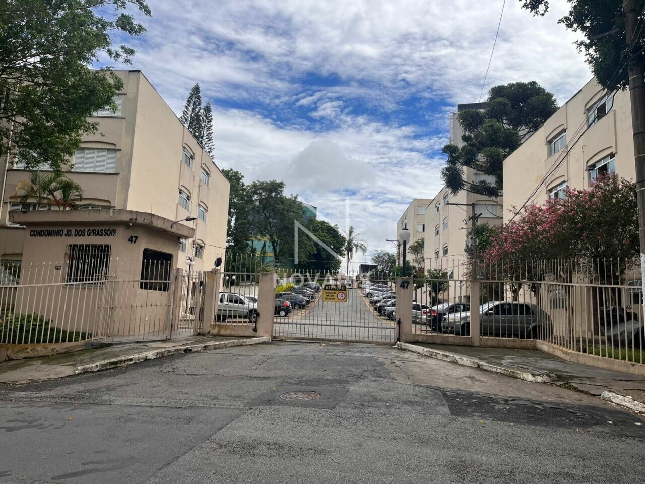 Apartamento para Venda - JARDIM SANDRA