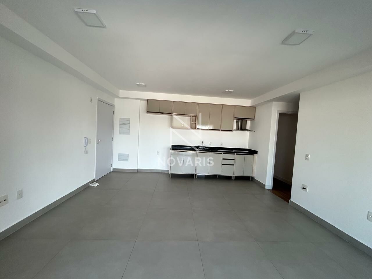 Apartamento para Locação - SANTO AMARO