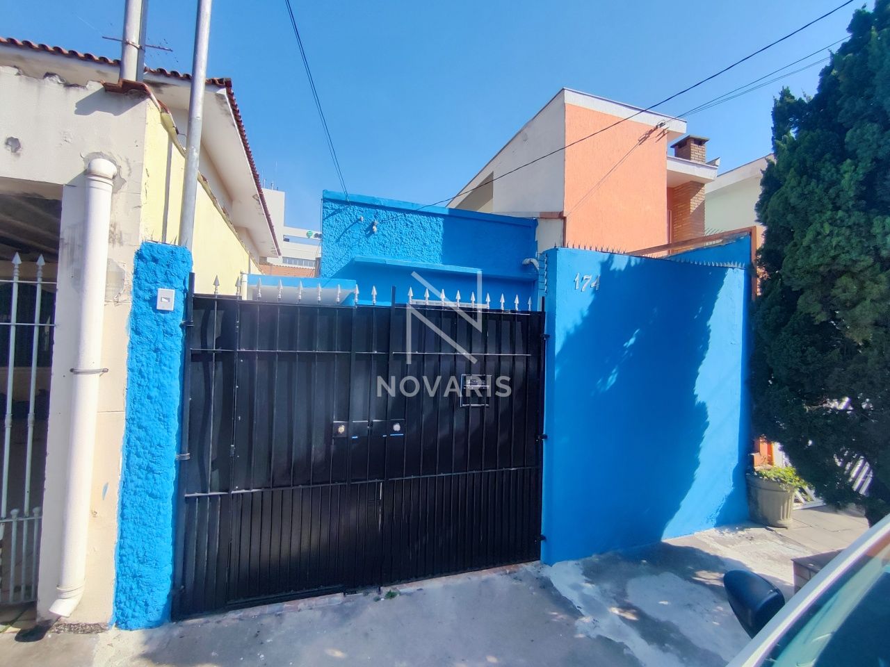 Casa Térrea para Locação - VILA ALMEIDA