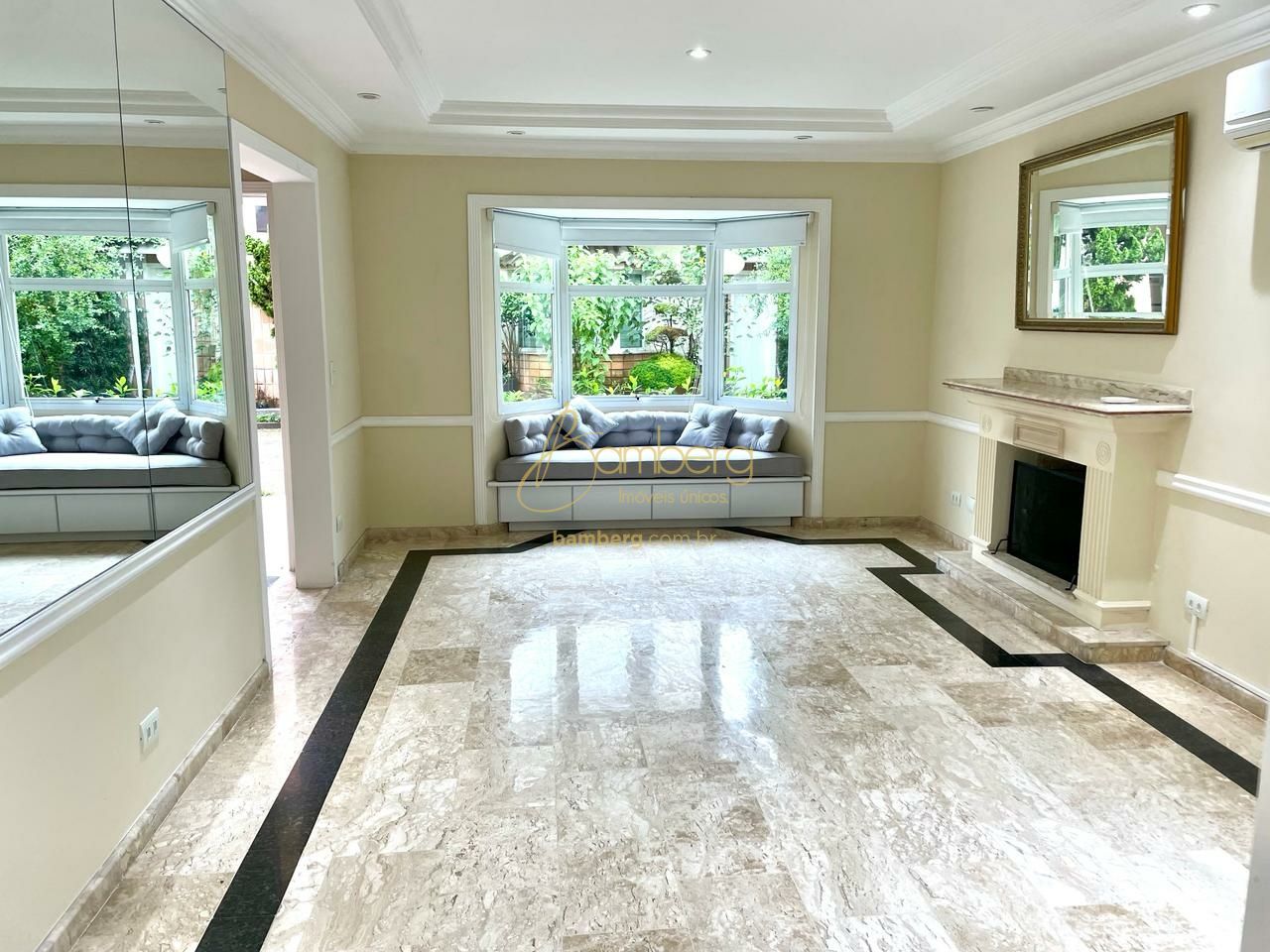 Casa no bairro Jardim Cordeiro - São Paulo