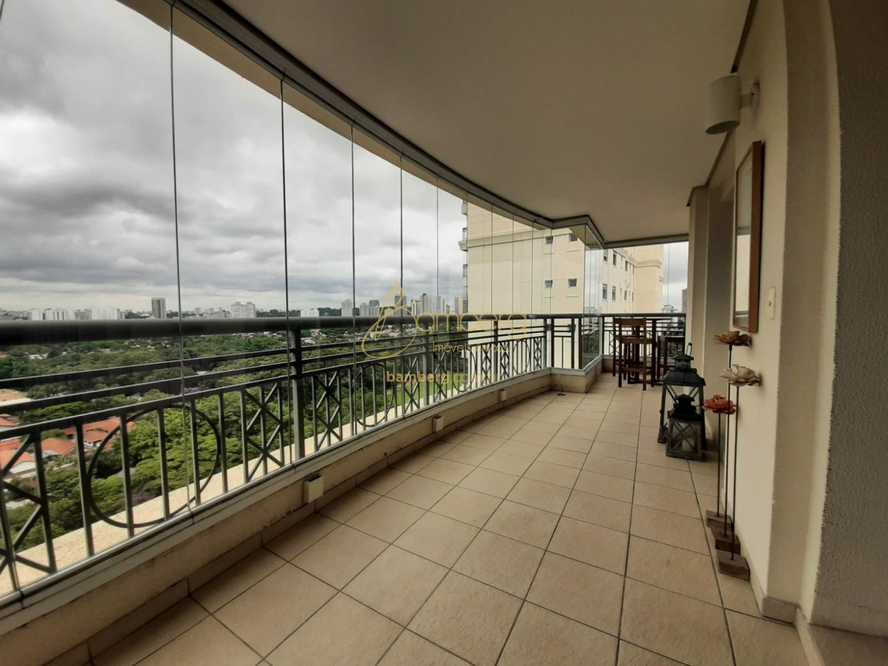 Apartamento no bairro Granja Julieta - São Paulo