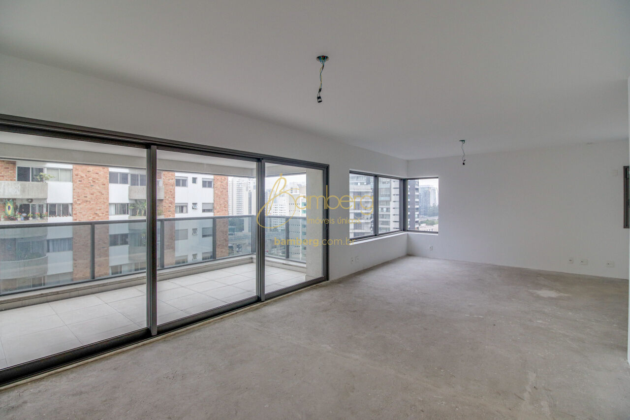 Apartamento no bairro Campo Belo - São Paulo
