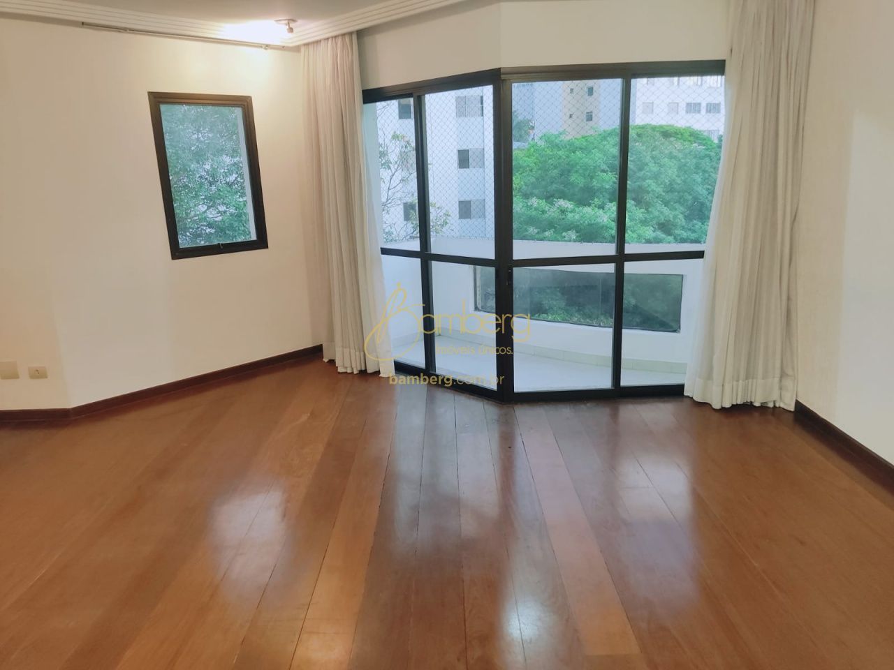 Apartamento no bairro Campo Belo - São Paulo