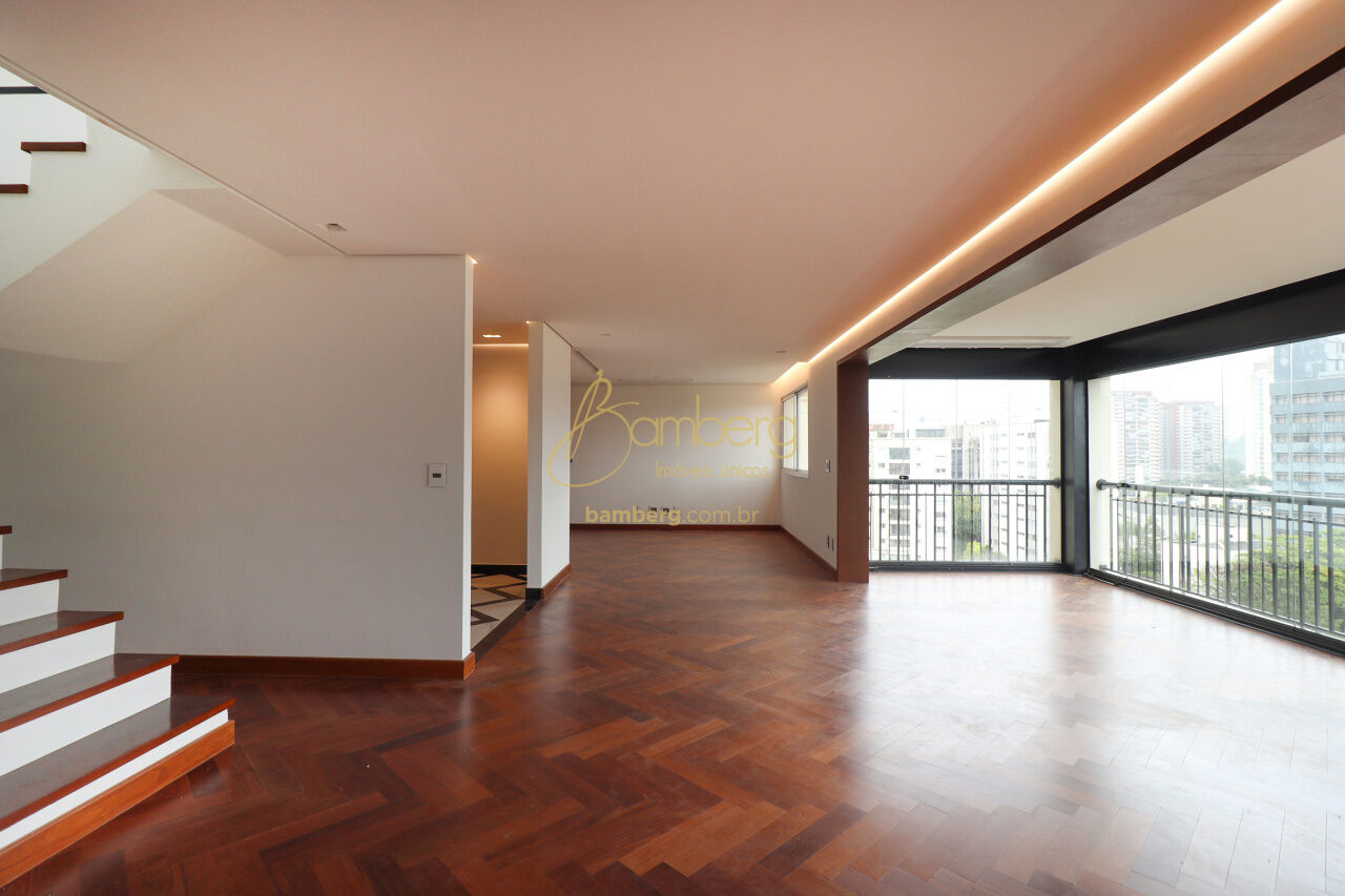 Apartamento no bairro Granja Julieta - São Paulo