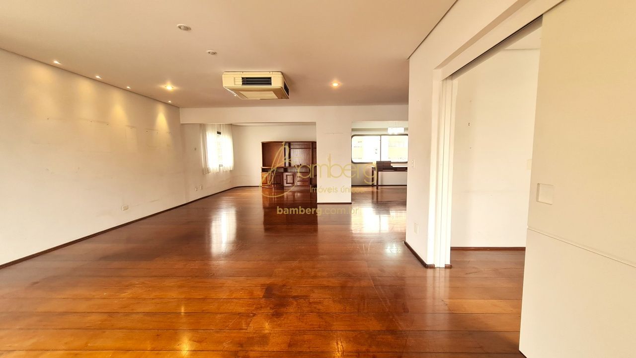 Apartamento no bairro Campo Belo - São Paulo