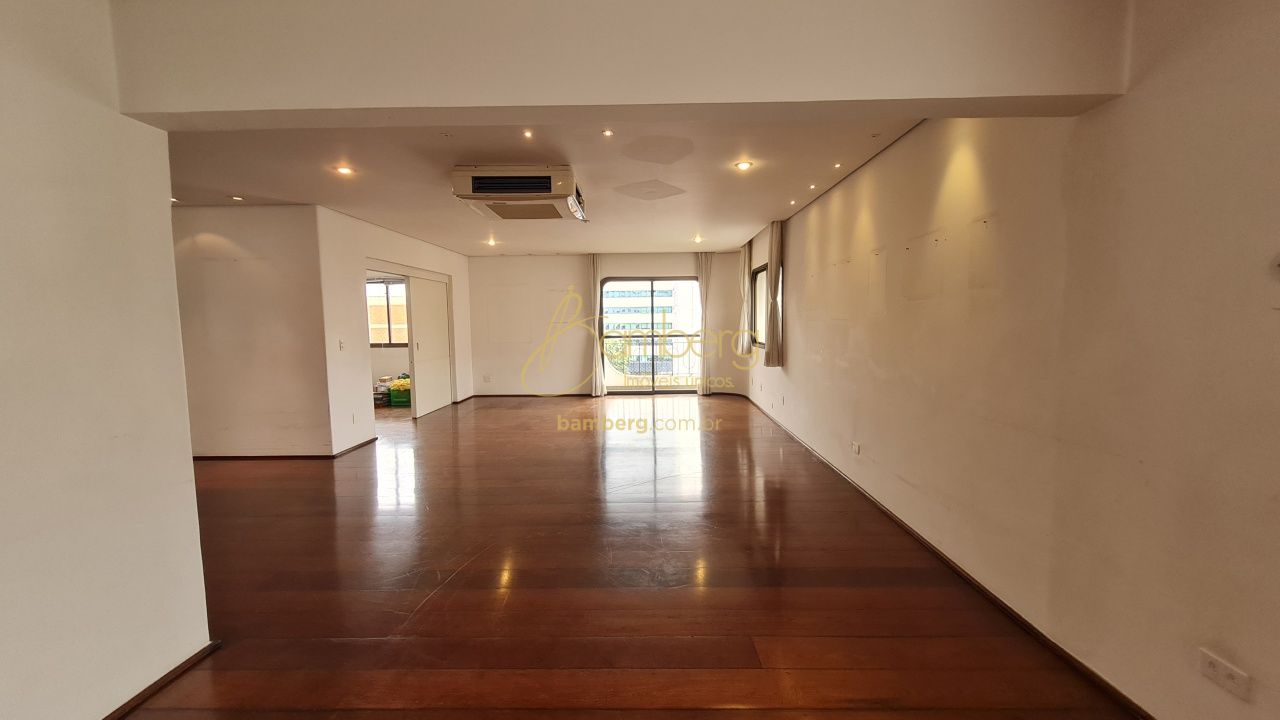 Apartamento no bairro Campo Belo - São Paulo