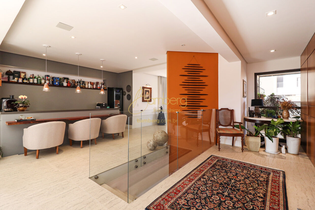 Apartamento no bairro Moema - São Paulo