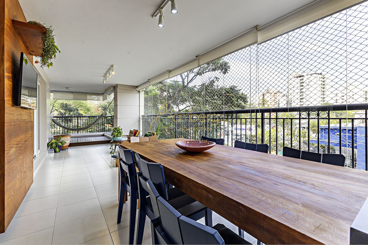 Apartamento no bairro Alto da Boa Vista - São Paulo