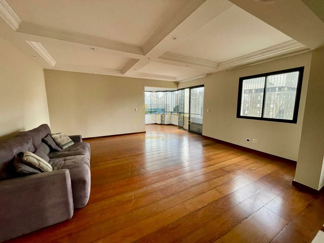 Apartamento no bairro Campo Belo - São Paulo