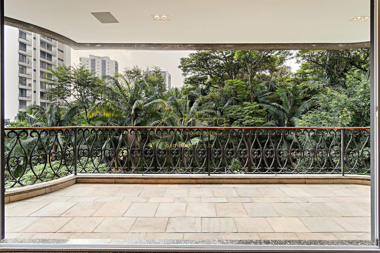 Apartamento no bairro Alto da Boa Vista - São Paulo