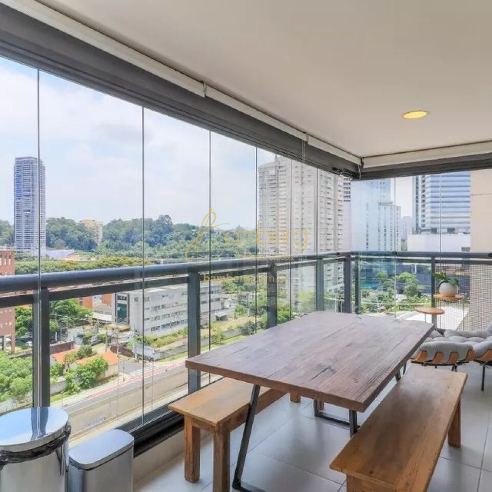 Apartamento no bairro Chácara Santo Antônio  - São Paulo